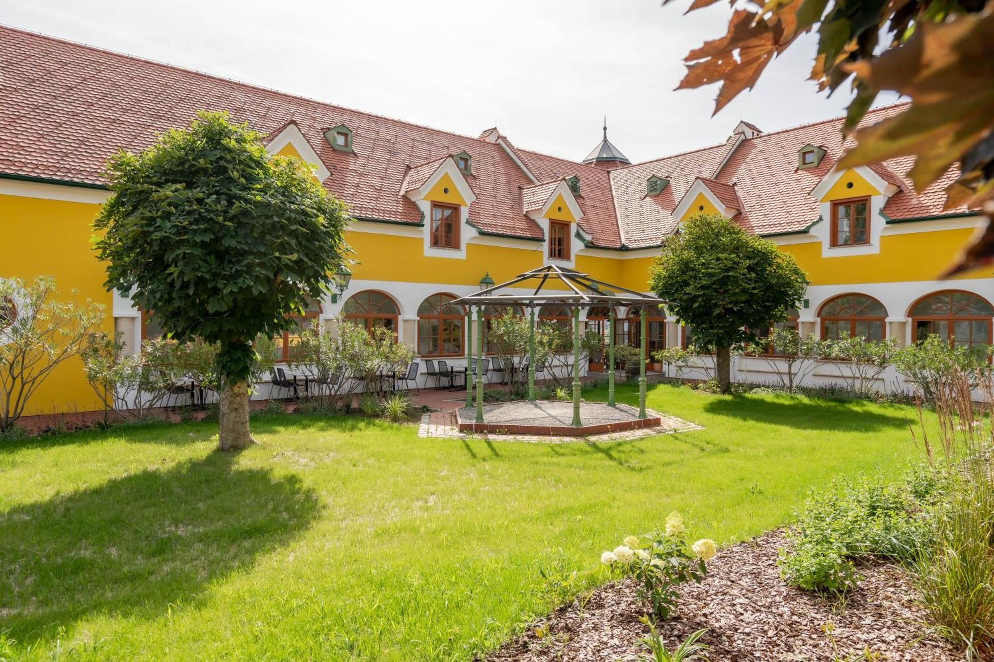 Hotel Roemerstein Fürstenfeld Exteriér fotografie